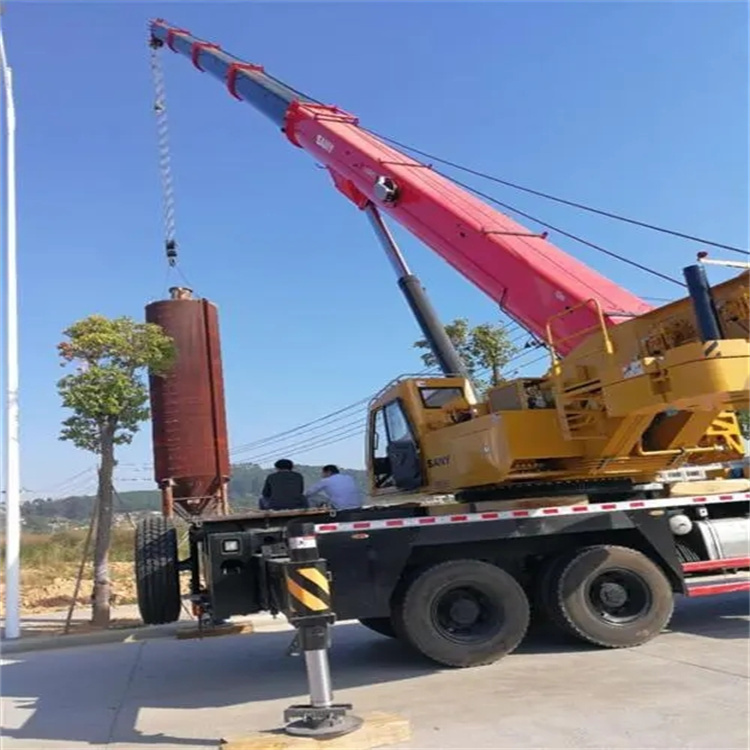 石家庄专业吊车租赁多少钱