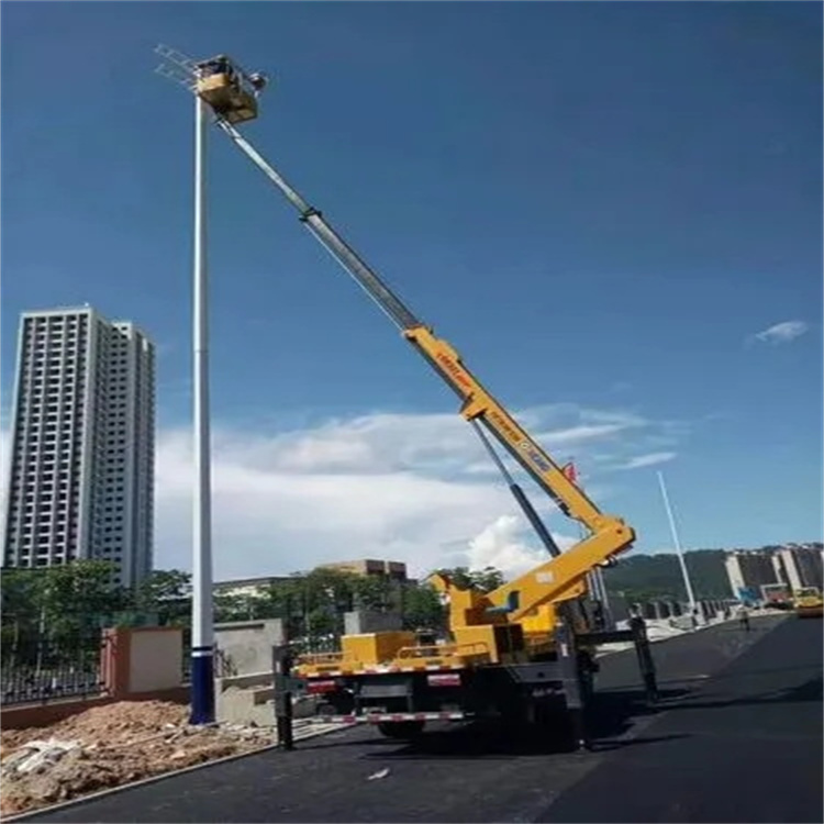 石家庄维修路灯的曲臂升降车出租